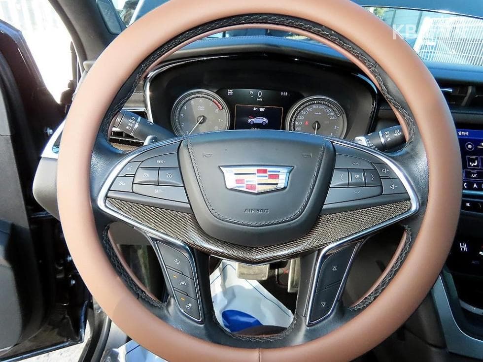 캐딜락 XT53.6 Sport - 8