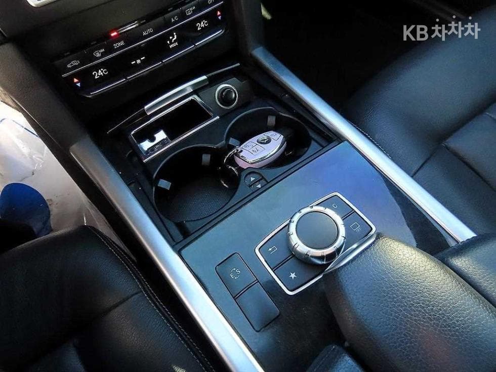 Mercedes-Benz Нов E-КласE220 블루텍 Авангард 스포츠 W212 - 10