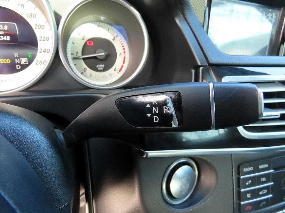 Mercedes-Benz Нов E-КласE220 블루텍 Авангард 스포츠 W212 - 11