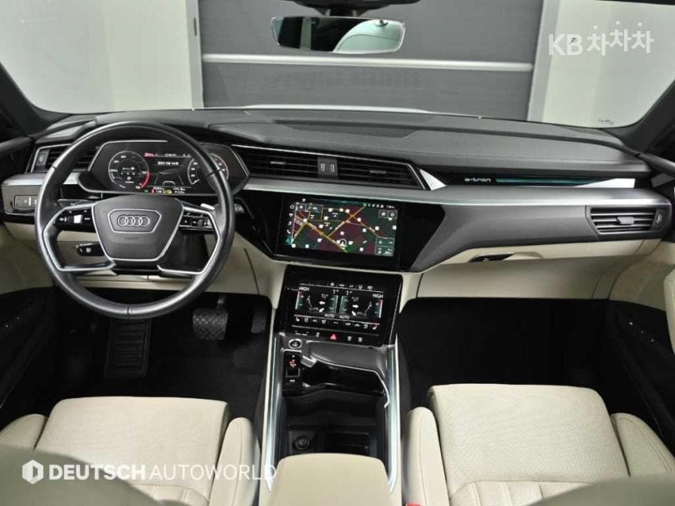 Ауди e-tron55 quattro Стандартен - 7