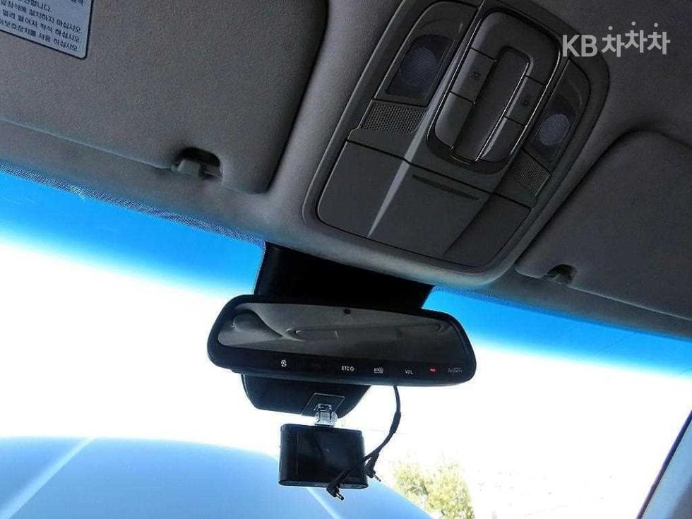 Хюндай Санта Фе TMДизел 2.0 2WD Престиж - 14