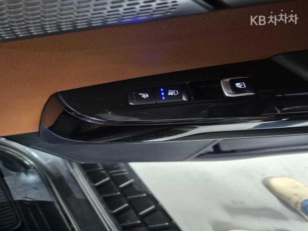 Киа Mohave 더마스터3.0 Дизел 4x4 플래티넘 - 19