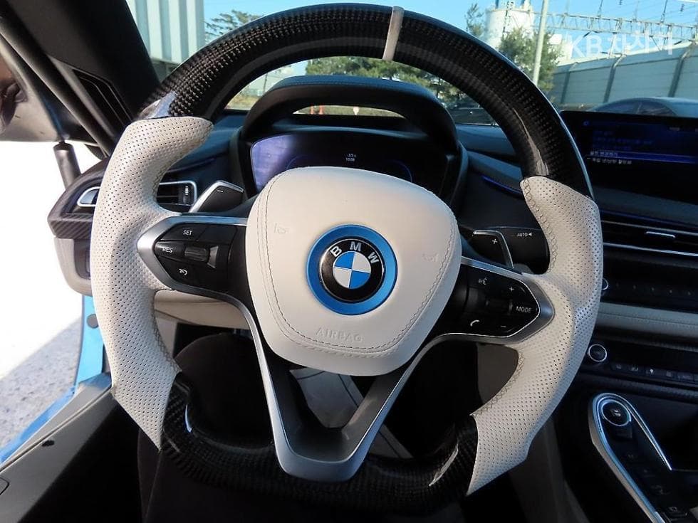 BMW i81.5 Купе Хибрид - 12