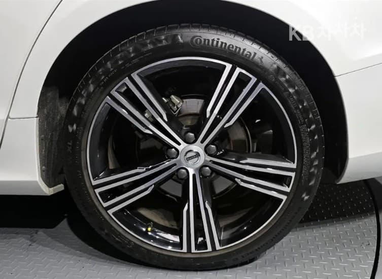 Volvo S60 3rd Gen2.0 B5 Inscription - 8