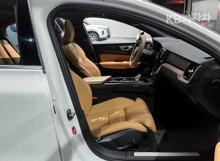 Volvo S60 3rd Gen2.0 B5 Inscription - 10