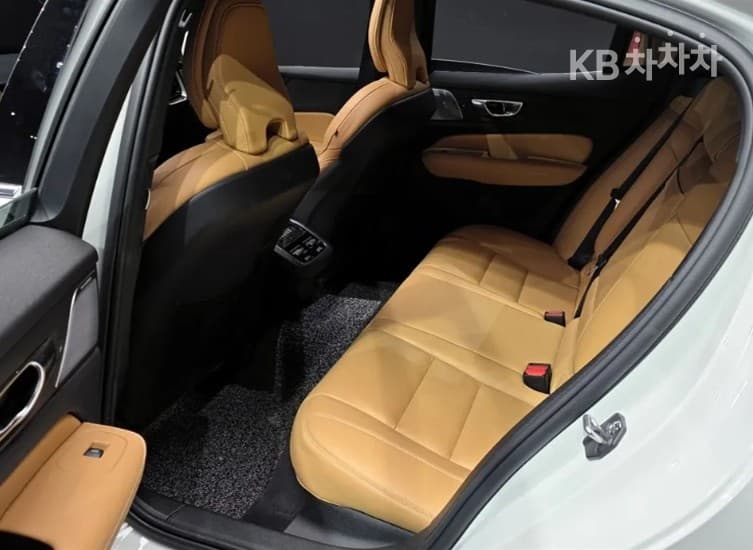 Volvo S60 3rd Gen2.0 B5 Inscription - 12