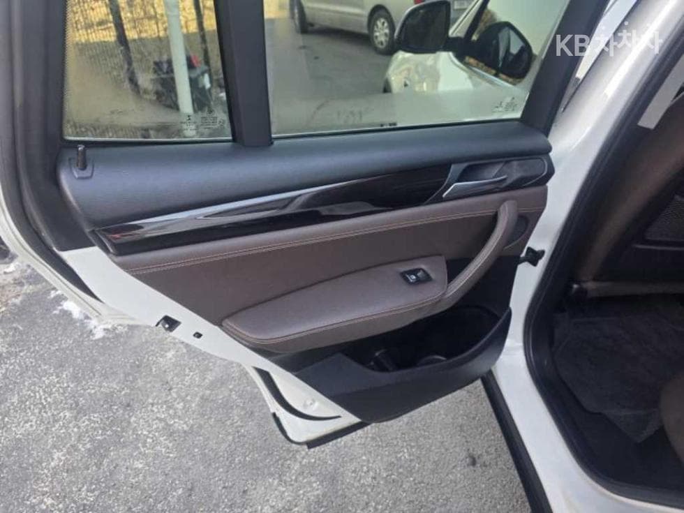 BMW X3 (F25)xDrive 20d F25 - 7