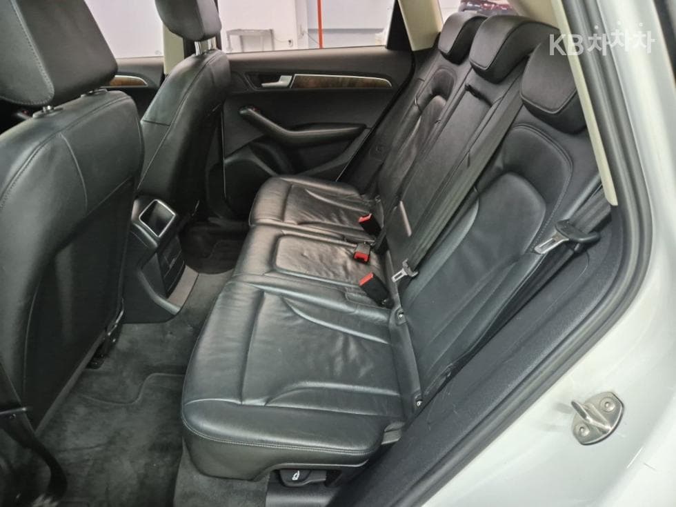 Ауди Q52.0 Турбо Дизел Инжекция 콰트로 Динамичен 8R - 12