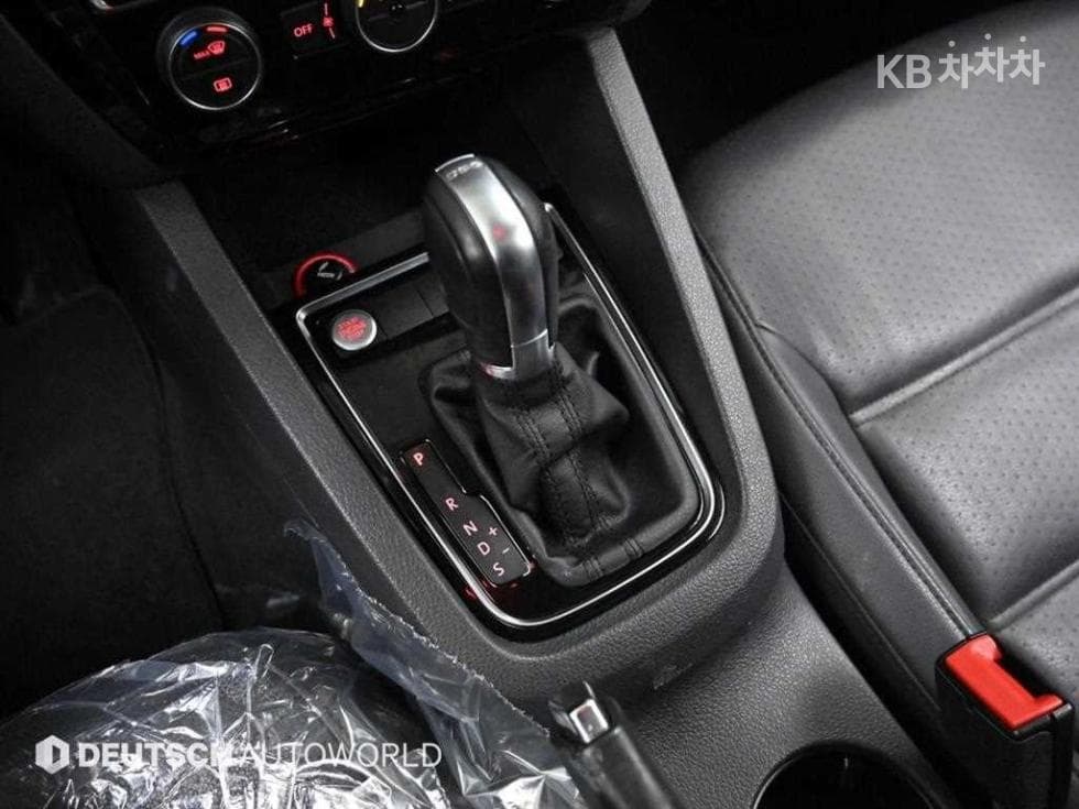 Volkswagen Нов Jetta2.0 Турбо Дизел Инжекция BlueMotion 6세대 Premium - 9