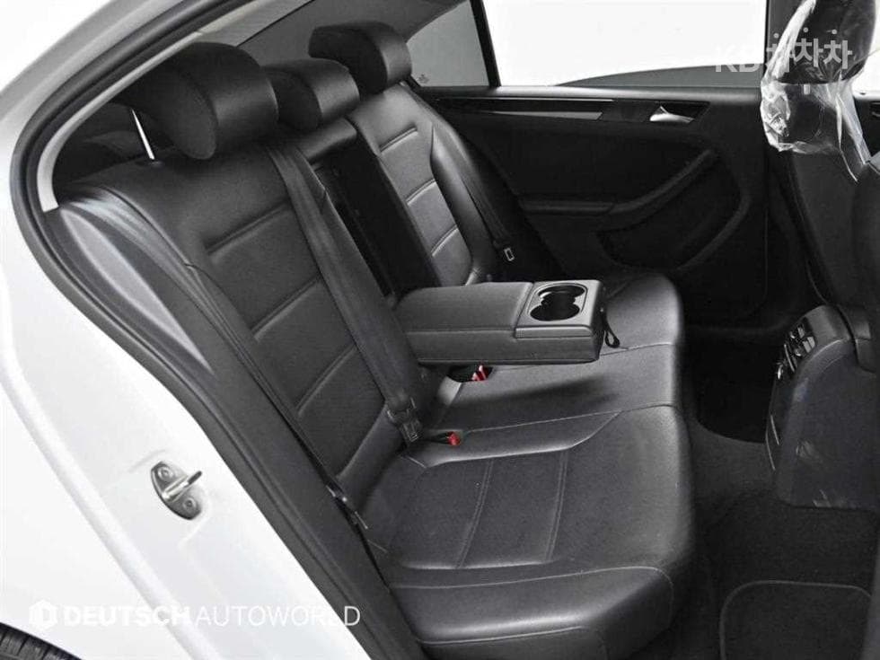 Volkswagen Нов Jetta2.0 Турбо Дизел Инжекция BlueMotion 6세대 Premium - 12