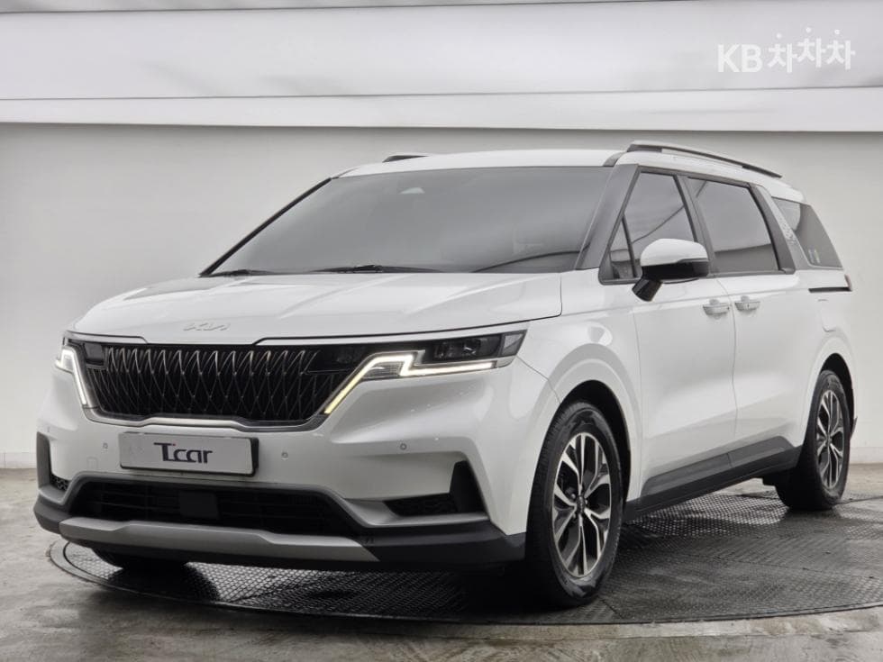 Киа Канивал 4-то поколение D2.2 9-местен Престиж - Image 1