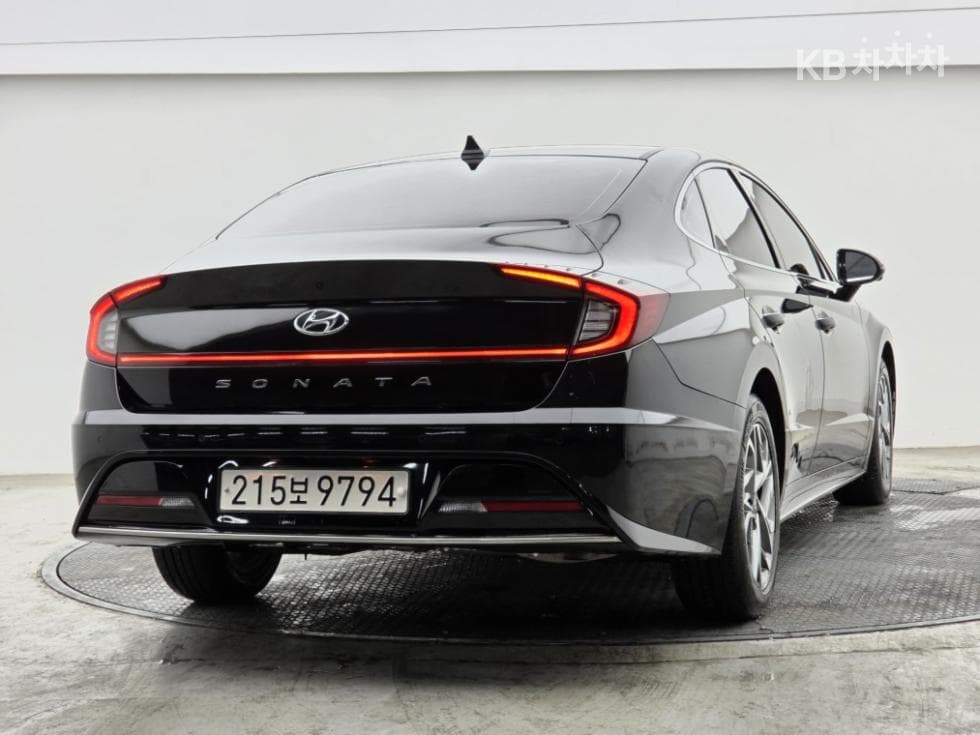 Hyundai Sonata (DN8)2.0 Premium Plus - 3