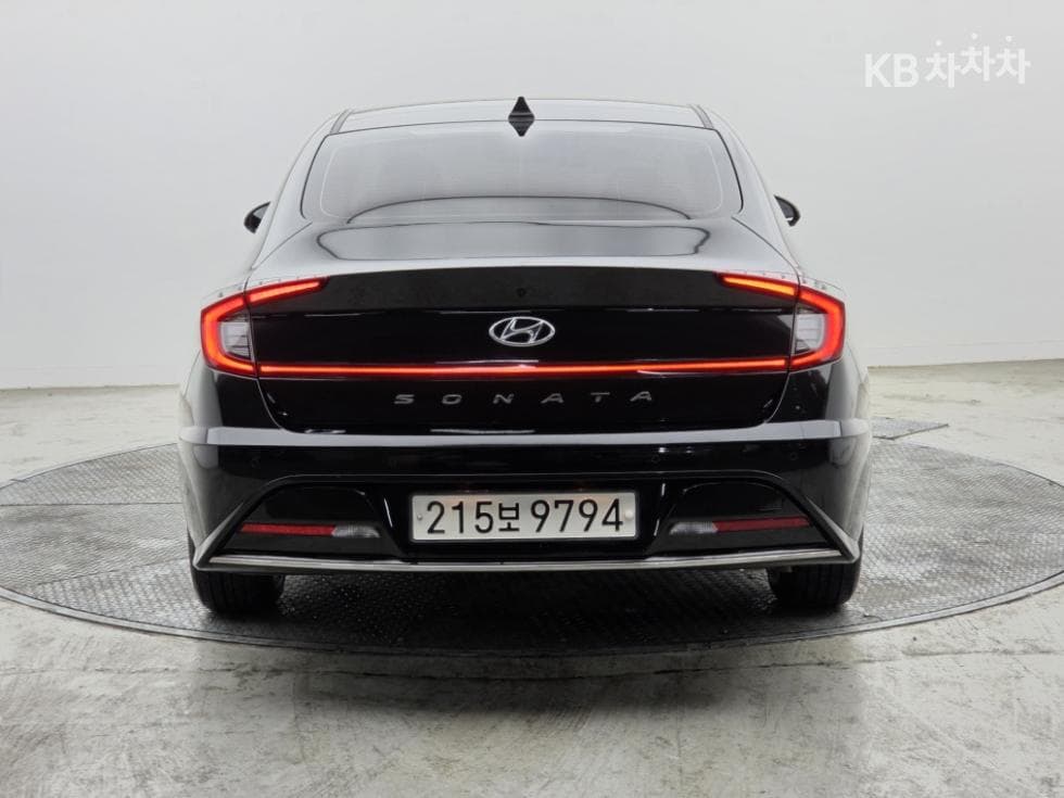 Hyundai Sonata (DN8)2.0 Premium Plus - 4