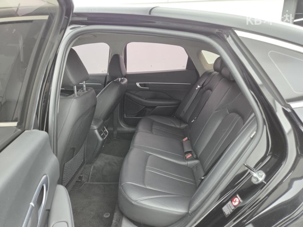 Hyundai Sonata (DN8)2.0 Premium Plus - 10