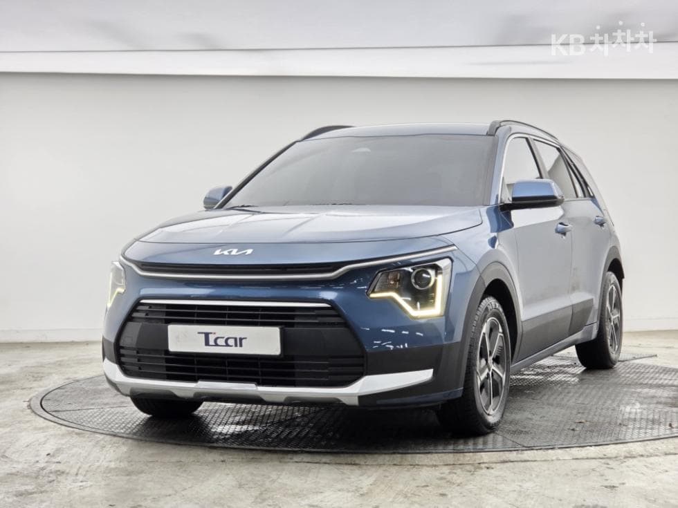 Киа Ди Всеново Ниро 1.6 HEV Престиж - Image 1