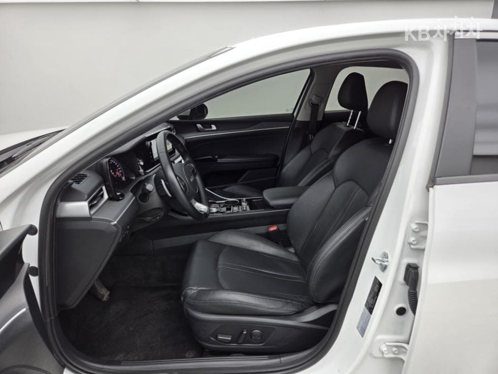 Kia K5 3rd Gen2.0 Gasoline Prestige - 9