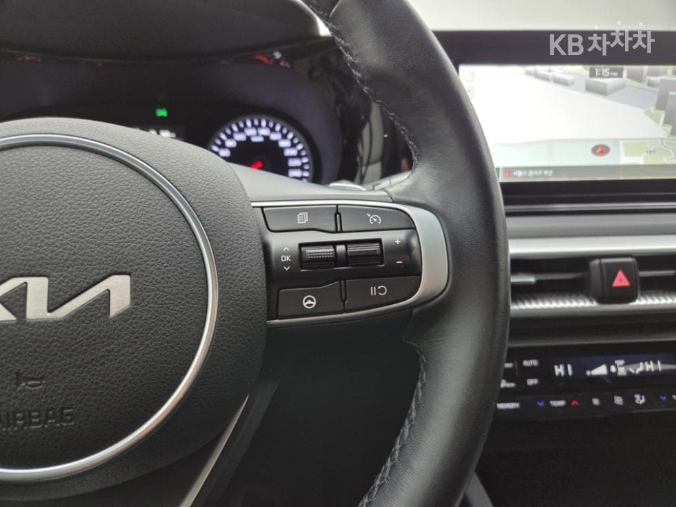 Kia K5 3rd Gen2.0 Gasoline Prestige - 16