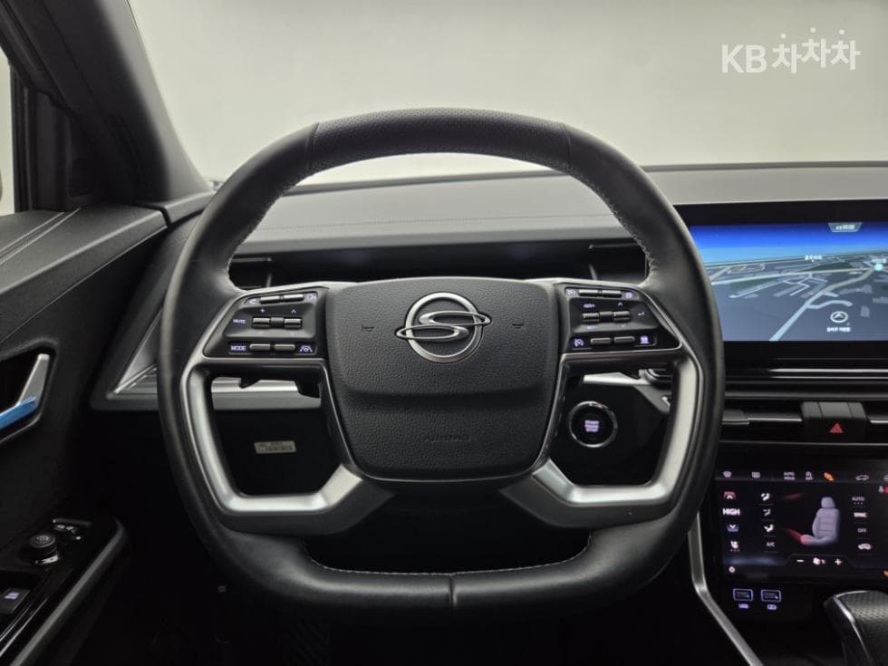 КейДжи Мобилити 토레스(J100)1.5 GDI Турбо AWD T7 - 12