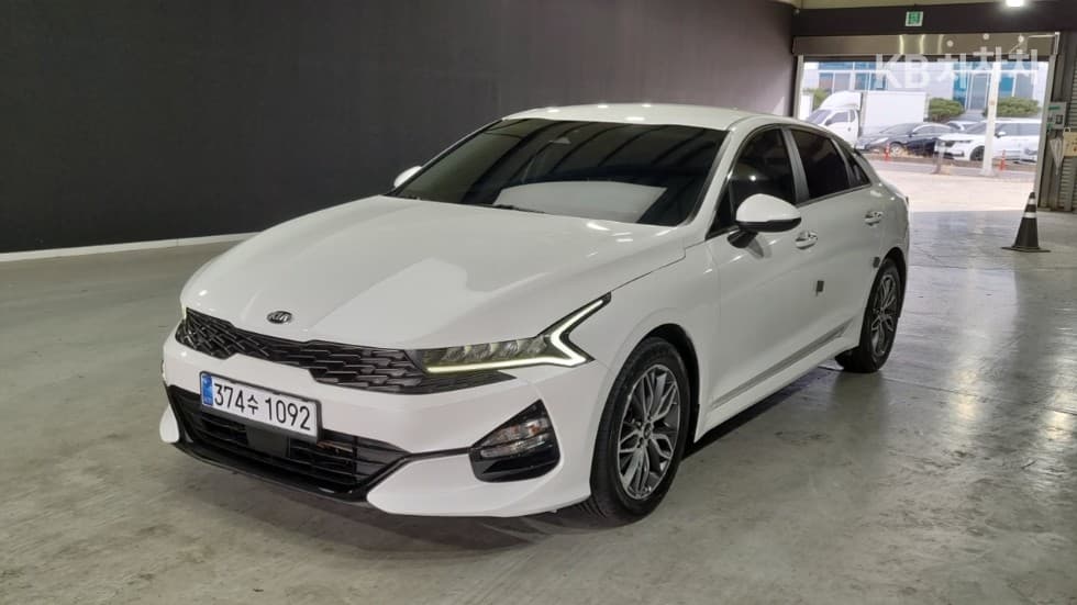 Киа K5 3-토 поколение 2.0 Бензин Престиж - Image 1