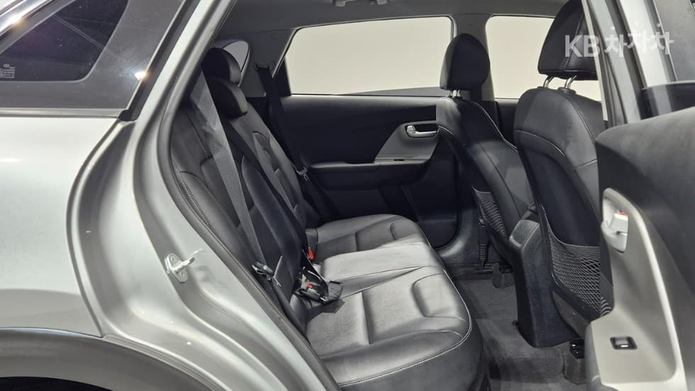 Киа The New (фейслифт) Ниро1.6 HEV Лукс - 9