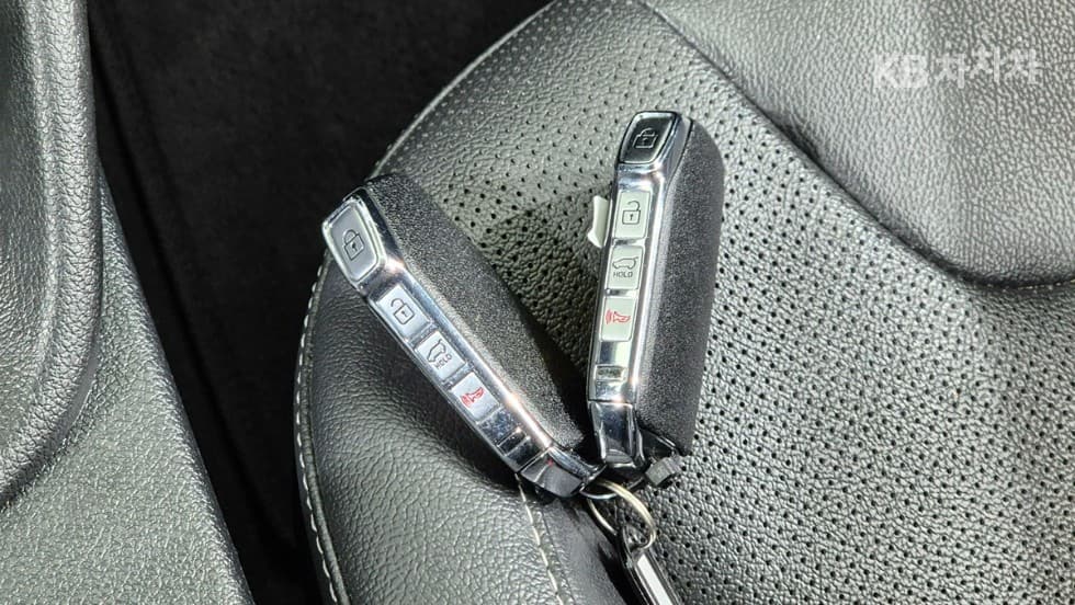 Киа The New (фейслифт) Ниро1.6 HEV Лукс - 19