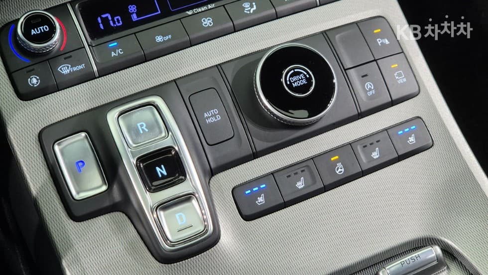 Хюндай Palisade2.2 Дизел 7-местен (Лимузин) Престиж - 17