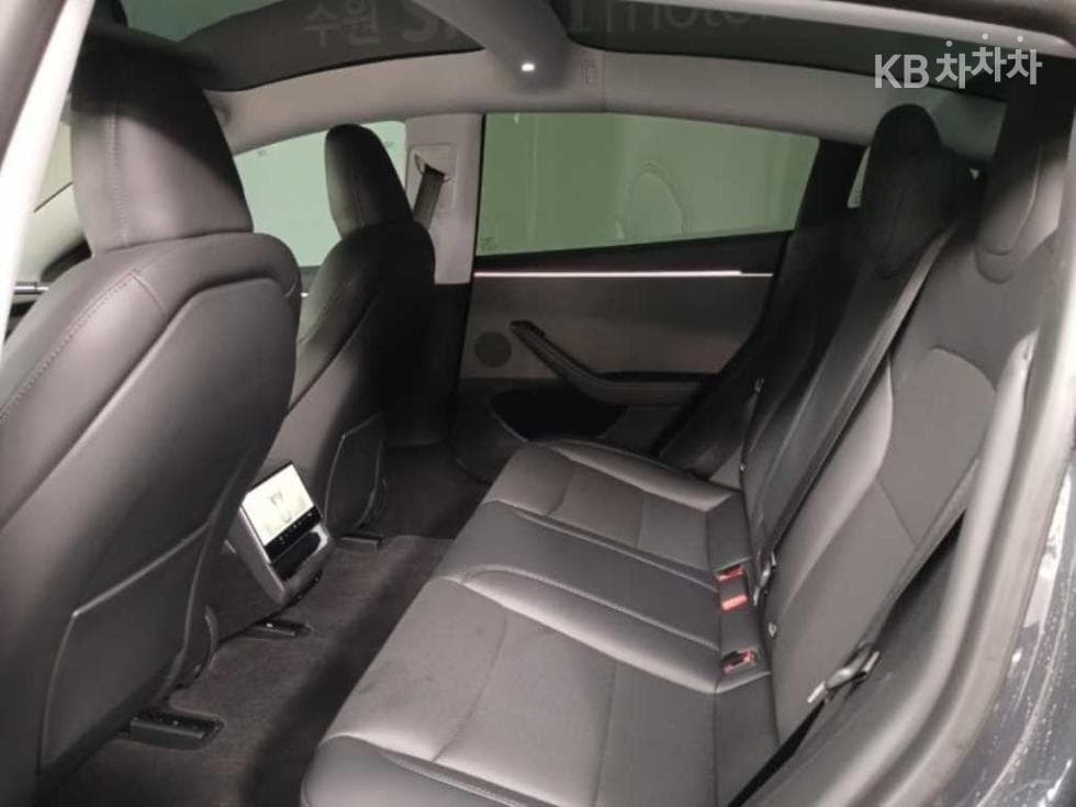 테슬라 Model 3 HighlandRWD - 8