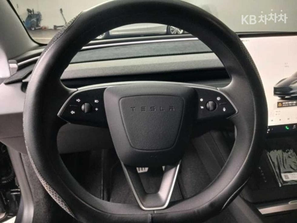 테슬라 Model 3 HighlandRWD - 10