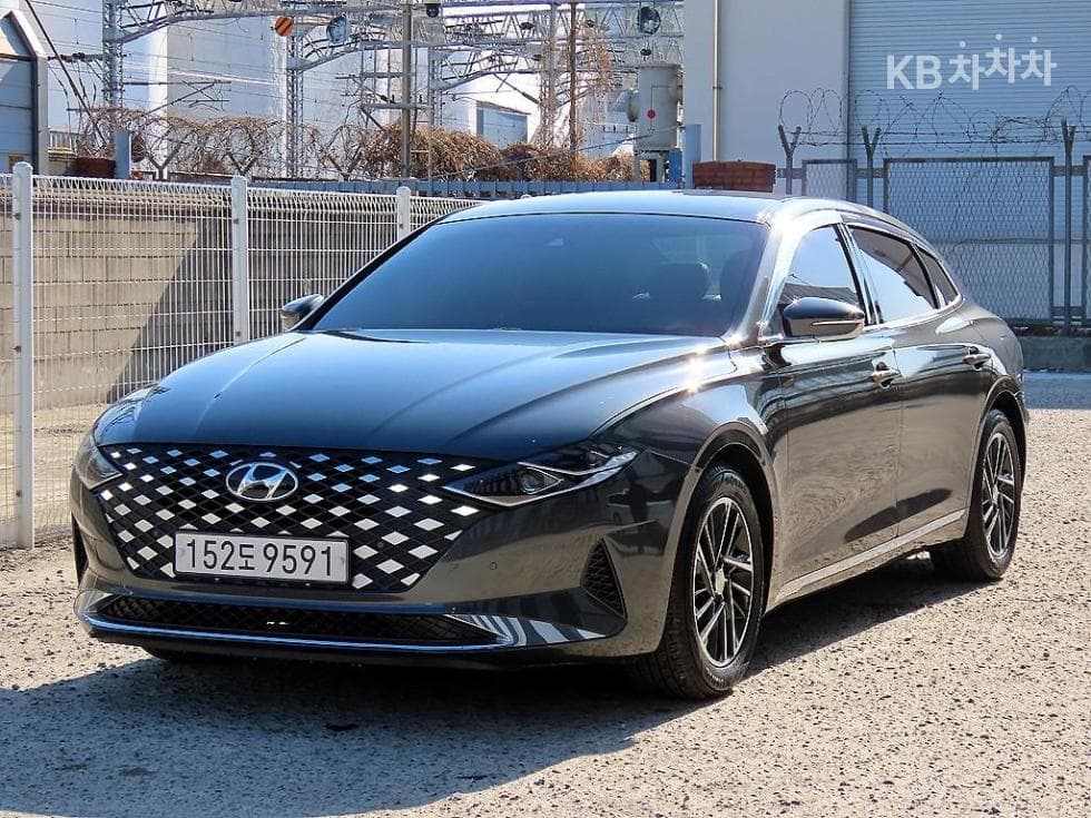 Хюндай The New (фейслифт) Grandeur (Azera) 2.5 Premium - Image 1