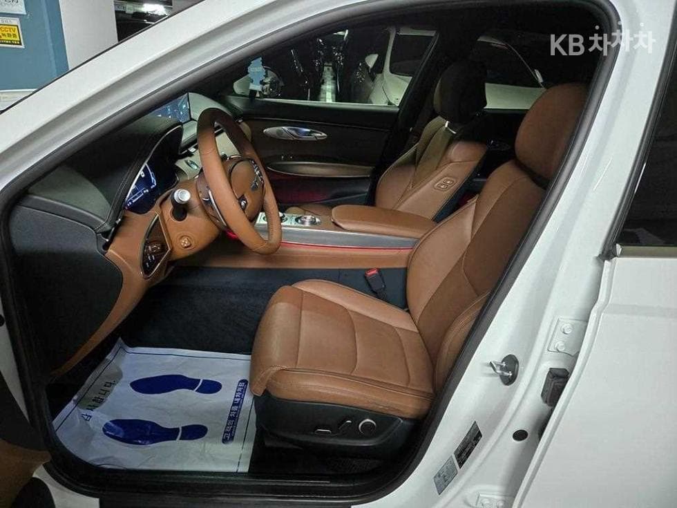 Дженезис GV70Бензин 2.5T 2WD - 5