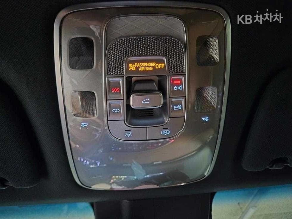 Дженезис GV70Бензин 2.5T 2WD - 15