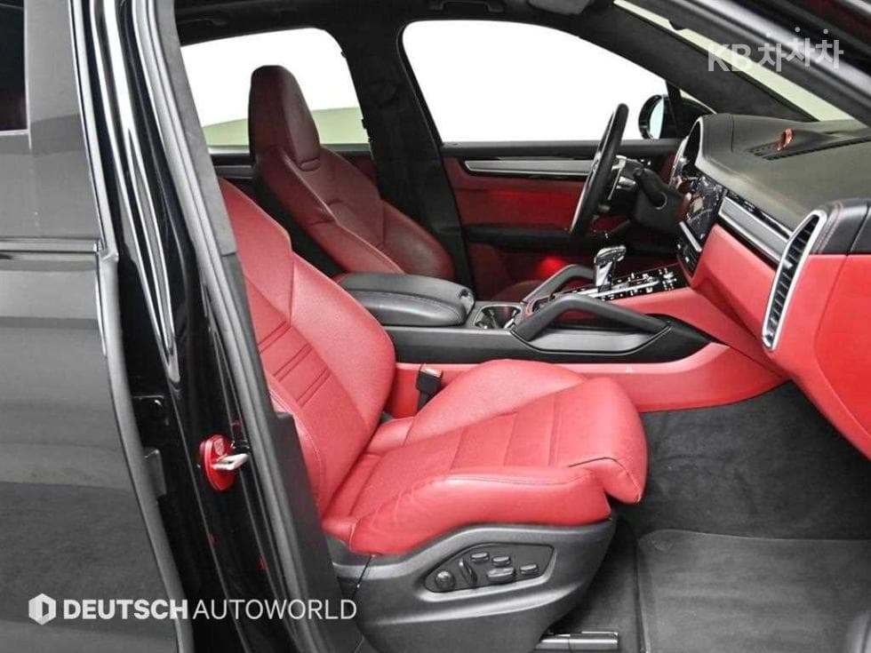 Porsche Cayenne(9Y0)3.0 Standard - 10