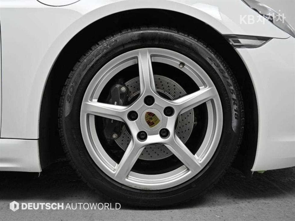 Porsche 718 박스터2.0 - 5
