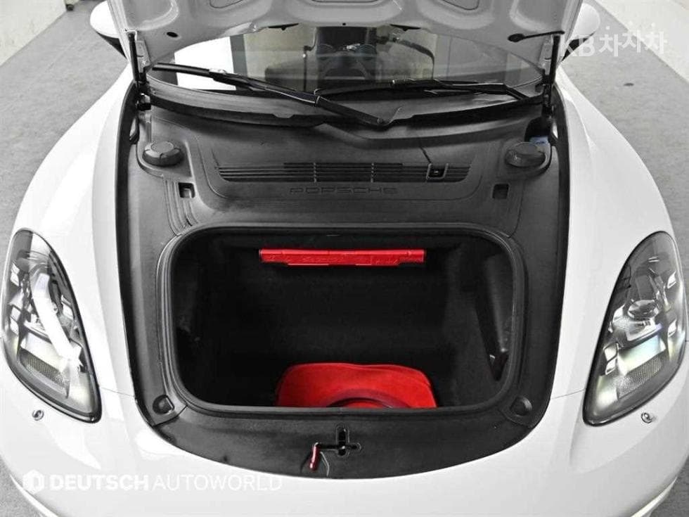 Porsche 718 박스터2.0 - 6