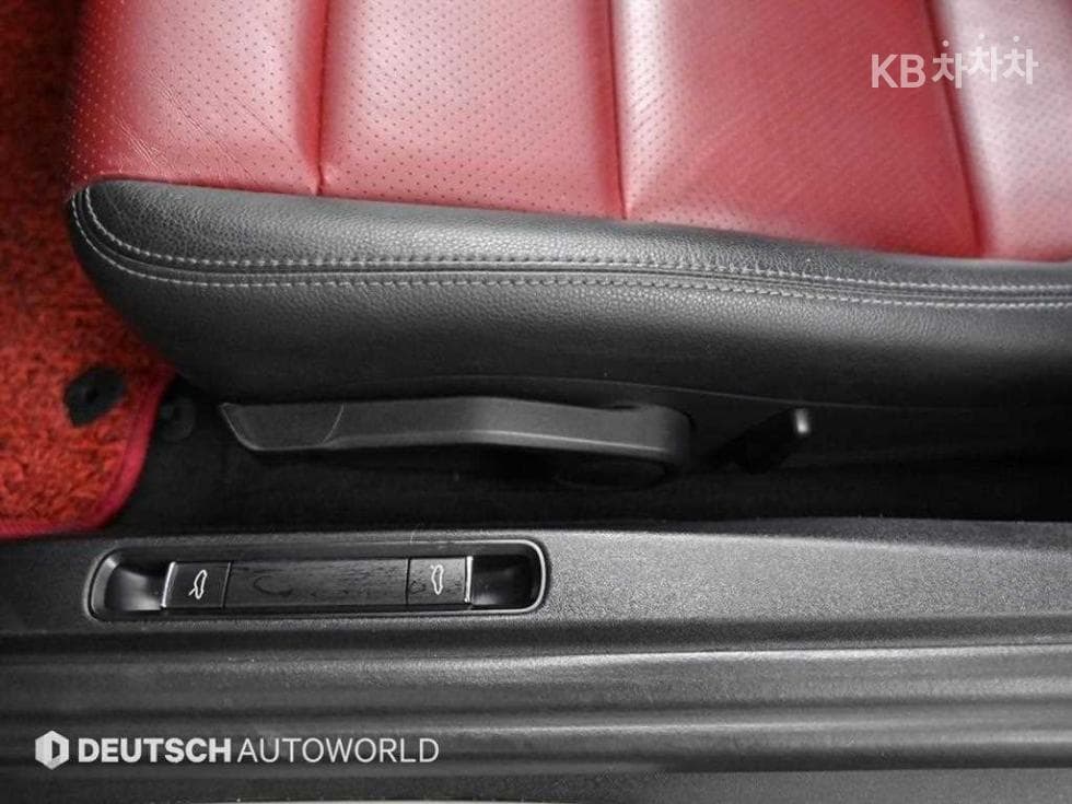 Porsche 718 박스터2.0 - 12