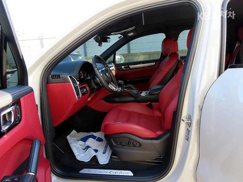 Porsche Cayenne(9Y0)3.0 Platinum Edition - 5