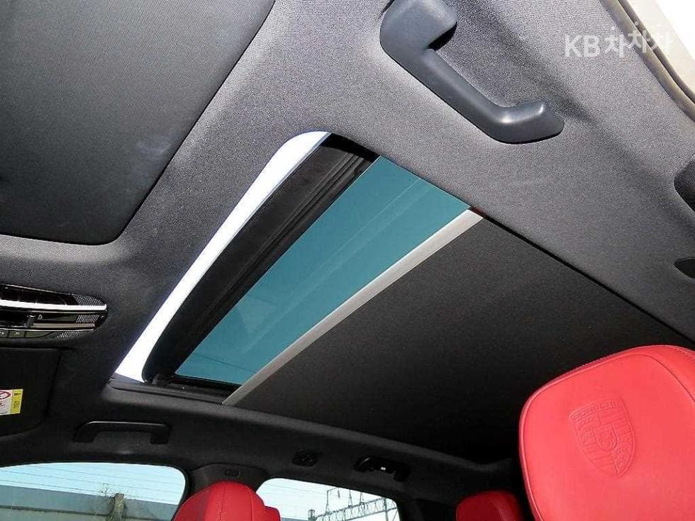 Porsche Cayenne(9Y0)3.0 Platinum Edition - 16