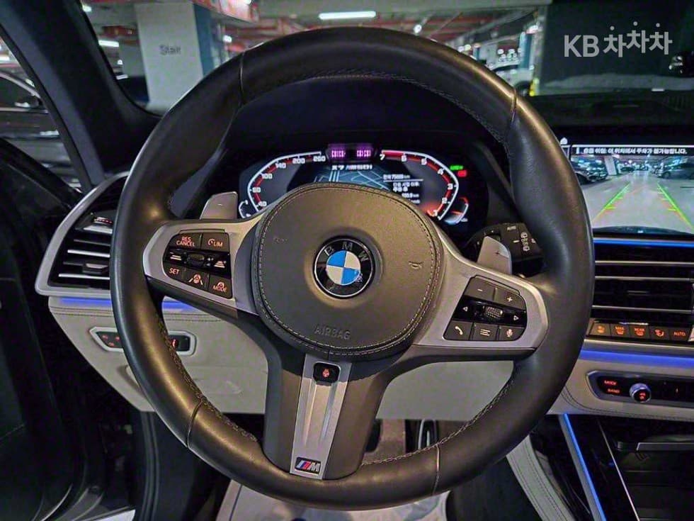 BMW X7(G07)M50i Standard - 7
