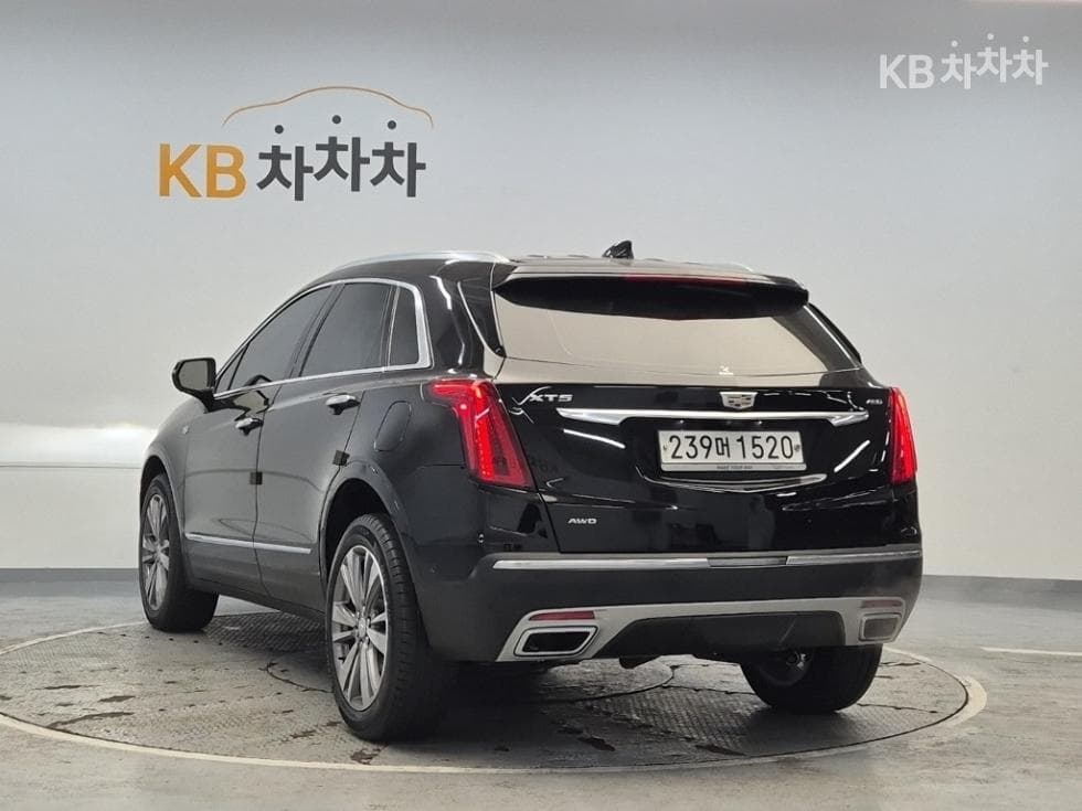 캐딜락 XT53.6 Premium Luxury - 2