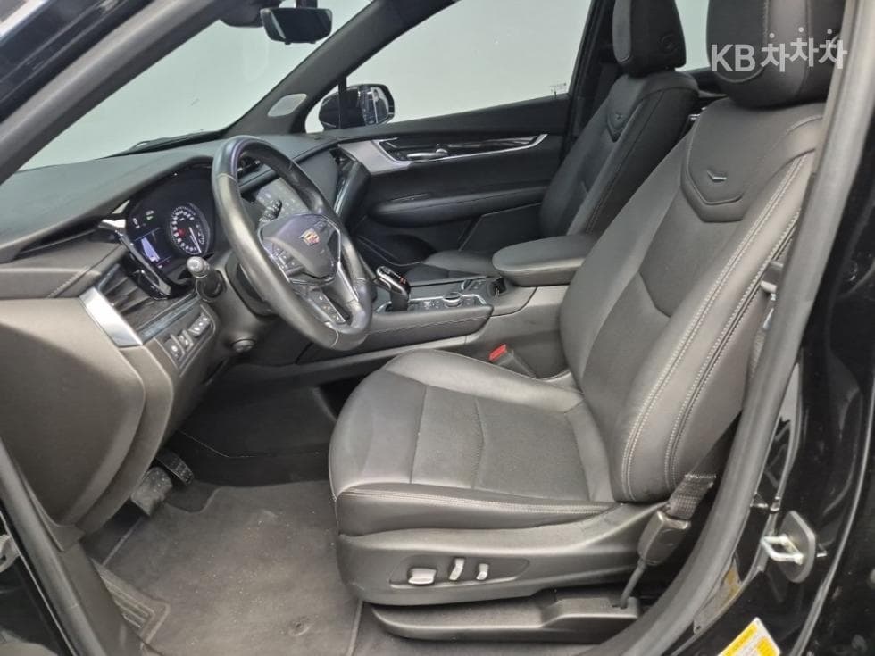 캐딜락 XT53.6 Premium Luxury - 11