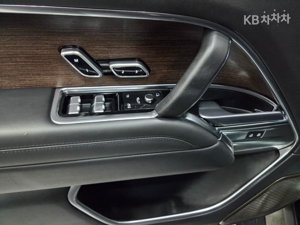 Land Rover The New (facelift) Range Rover(L460)P530 Autobiography LWB - 10