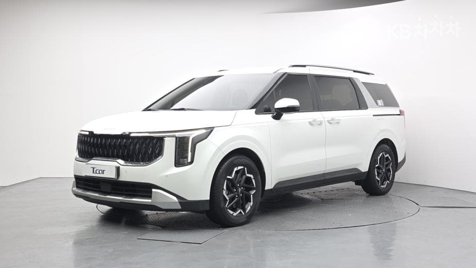 Киа The New (фейслифт) Канивал 4-то поколение D2.2 9-местен Престиж - Image 1