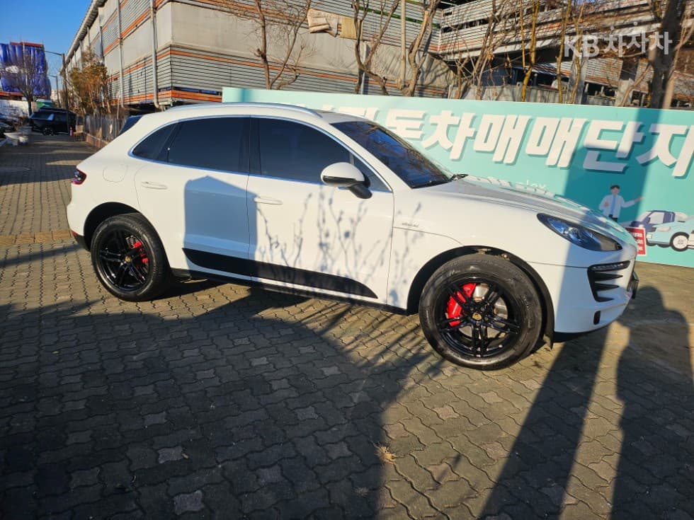 Porsche 마칸3.0 S Diesel - 3