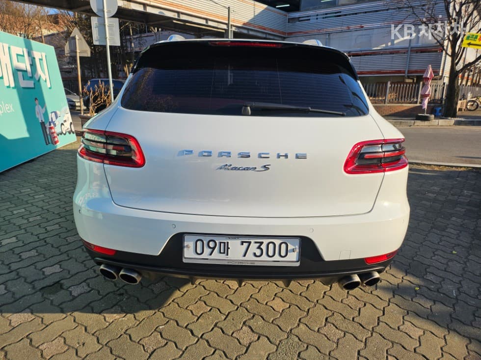 Porsche 마칸3.0 S Diesel - 5