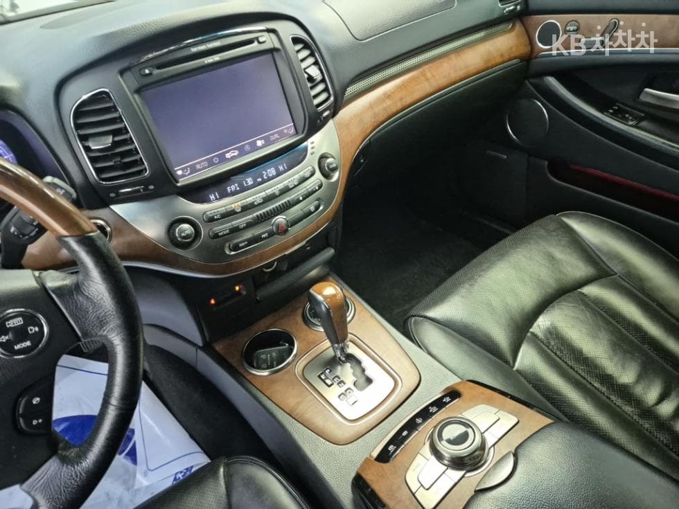 KG Mobility New체어맨WCW600 Prestige - 10