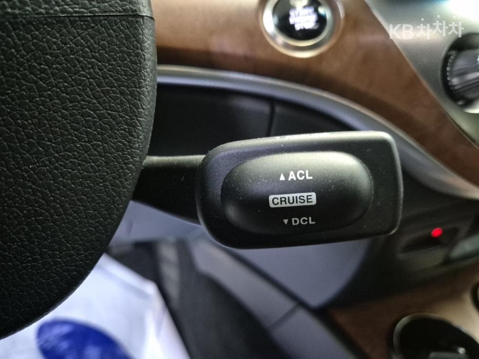 KG Mobility New체어맨WCW600 Prestige - 15