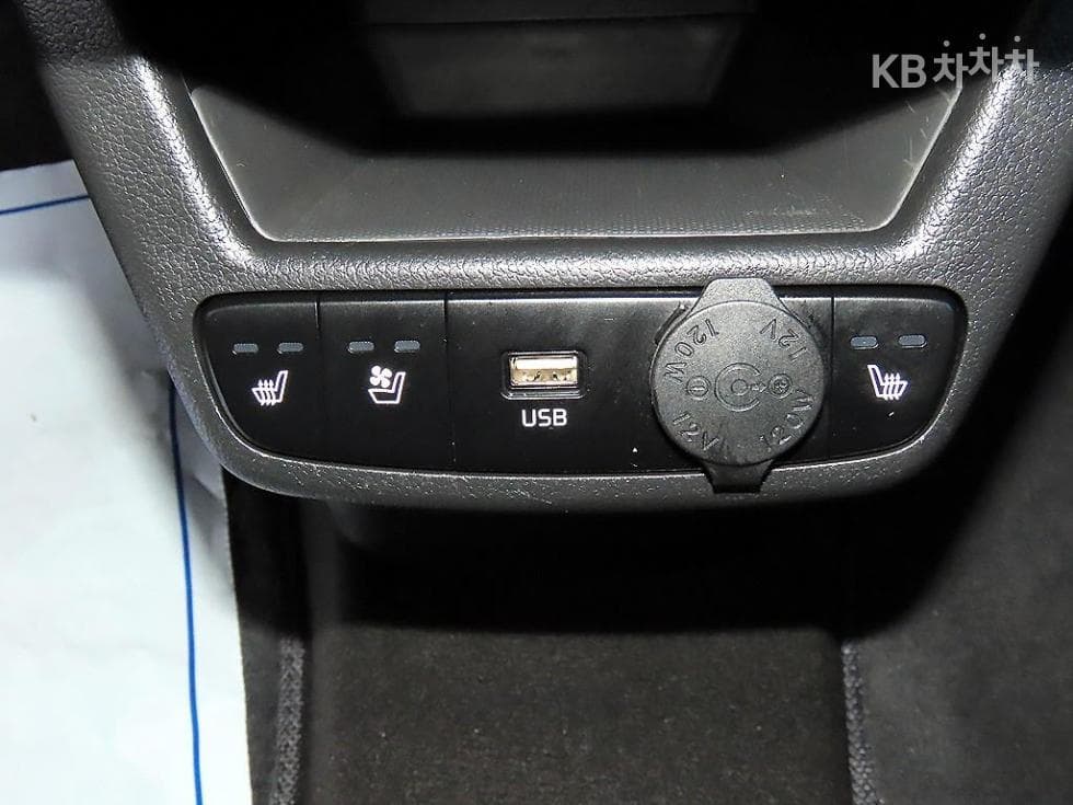 Kia The New (facelift) Kia Ray (van)1.0 Gasoline Signature - 13