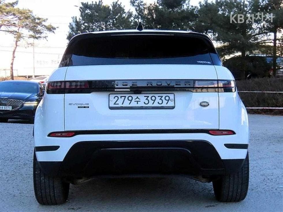 Land Rover New Range Rover Evoque2.0 P250 Launch Edition - 4