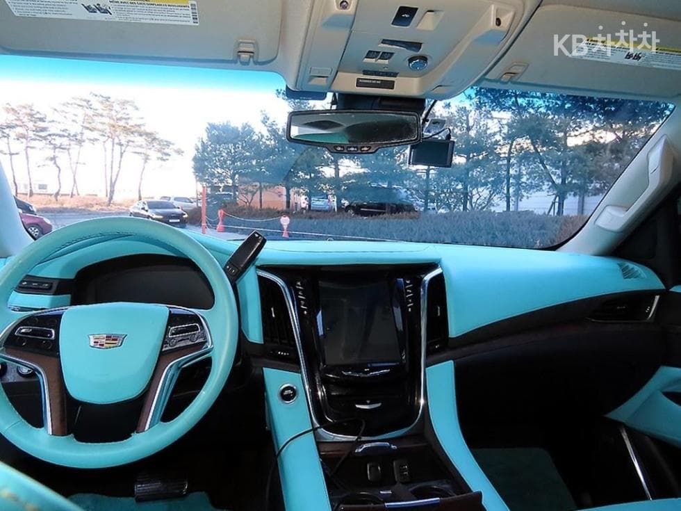 캐딜락 ESCALADE(4th generation)6.2 V8 ESV - 8