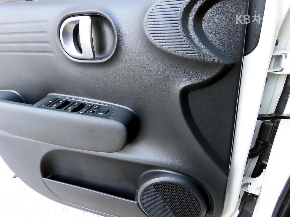 Hyundai Casper1.0 Turbo Gasoline 디 에센셜 - 11